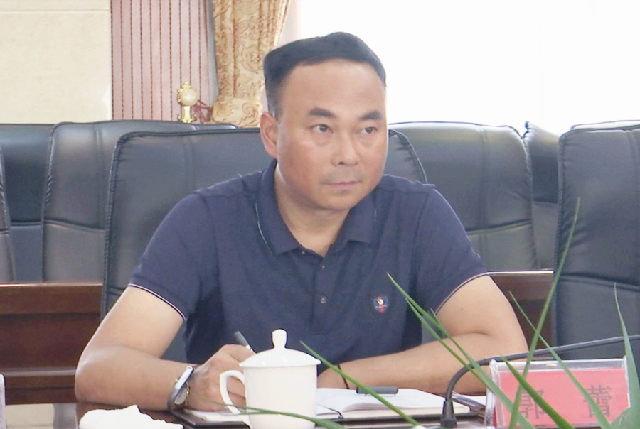 省农业农村信息中心麻剑钧一行来西洞庭管理区调研