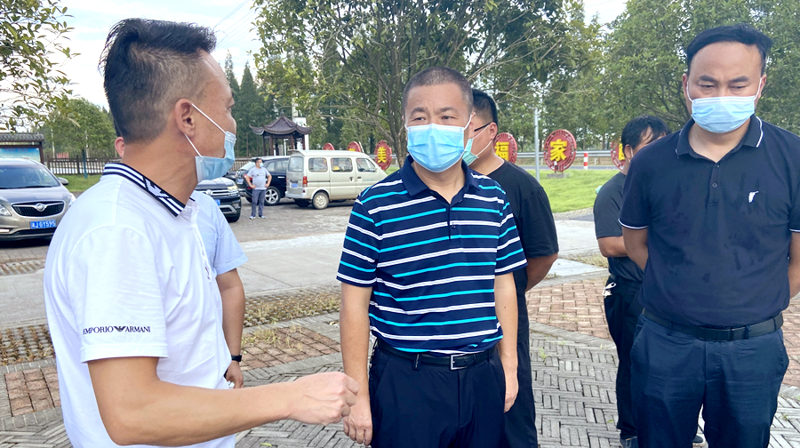 刘爱军深入我区农口系统进行专题调研