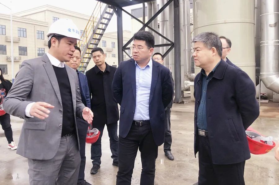 “金融超市进园区”：余俞带领金融机构走进企业实地调研