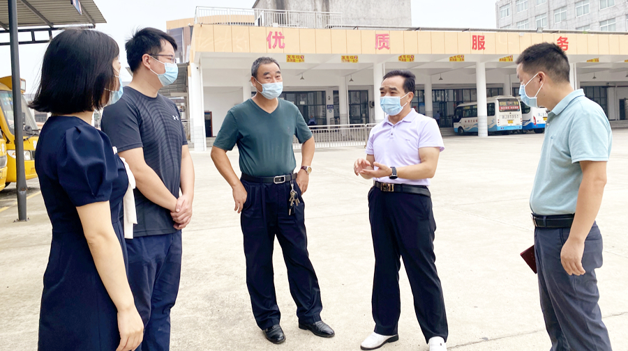 刘建强检查秋季开学安全工作情况