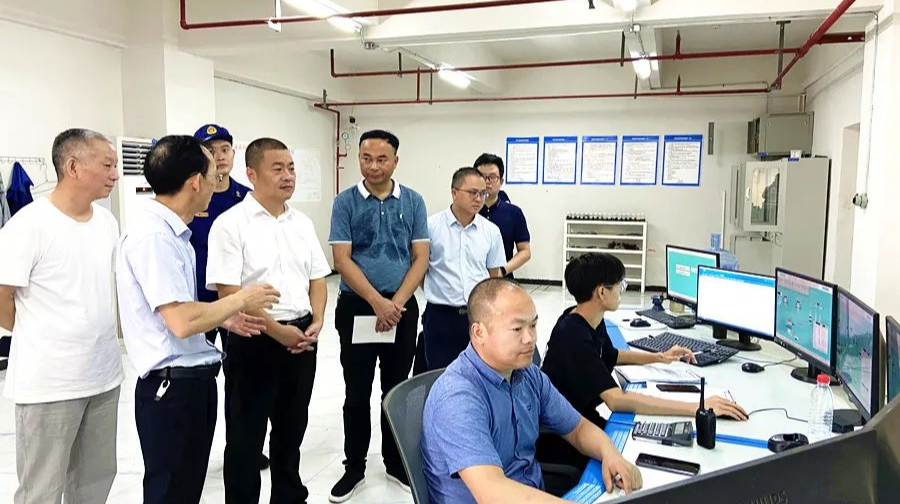 区党委书记刘爱军督导检查节前安全生产工作