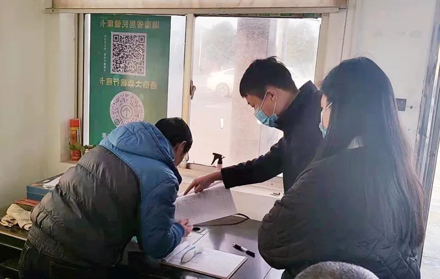 区科工局：压实疫情防控责任 助力园区企业发展