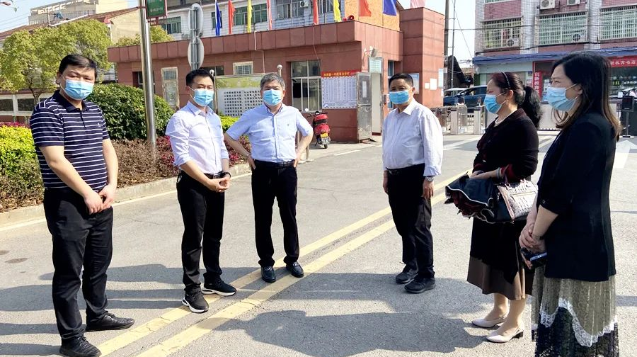 胡晓明实地督导全区疫情防控工作
