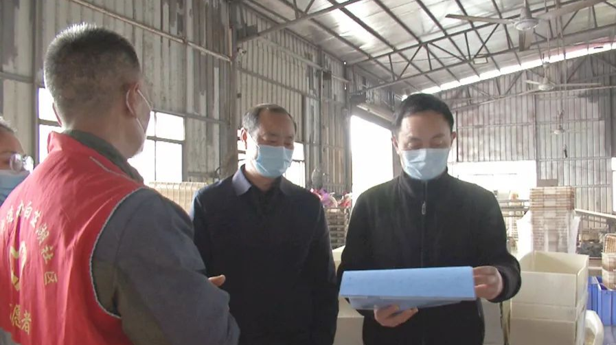 【疫情防控 西洞庭在行动】彭小林带队督导检查疫情防控工作