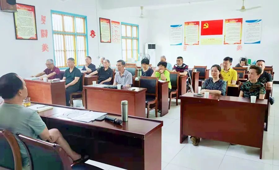 常德市诗词学会西洞庭分会、西洞庭管理区诗书画影协会召开2022年工作会议