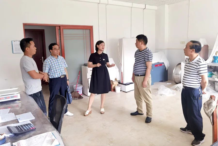 市民政局来西洞庭开展“送政策、解难题、优服务”调研走访活动