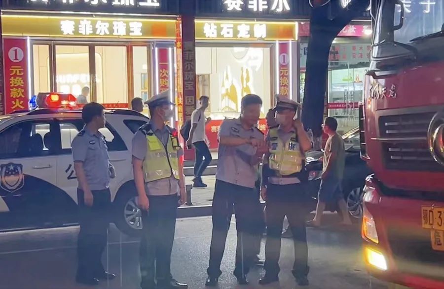 【交通顽瘴痼疾整治】西洞庭开展常态化交通问题顽瘴痼疾集中整治 守护群众安全出行