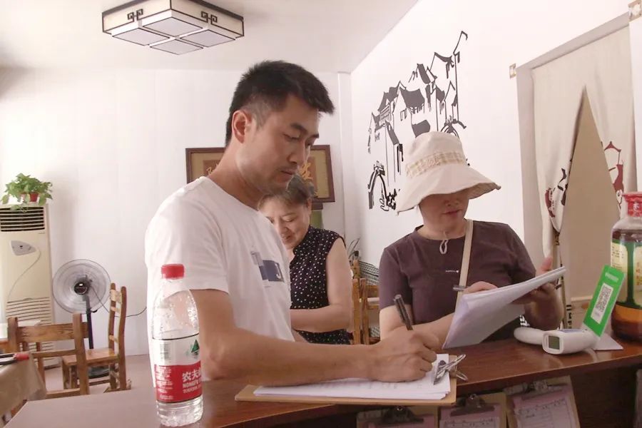 龙泉街道开展经营性自建房消防安全检查