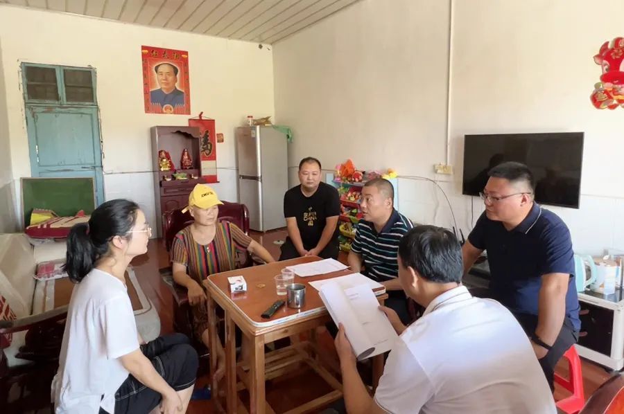 刘爱军走访看望监测户倾心帮扶暖人心