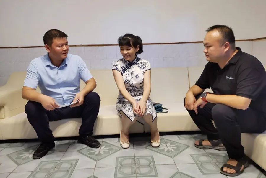 区卫健局开展“清廉家访”活动