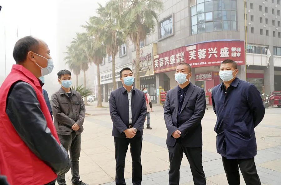 刘爱军实地督导龙泉街道疫情防控工作