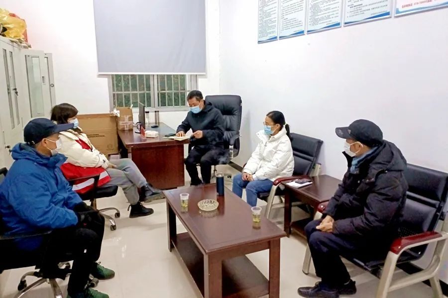 金凤街道：居民代表齐联户 共筑党群连心桥