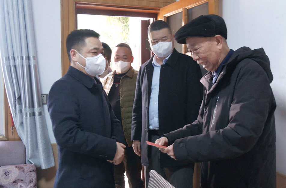 李智勇开展春节前走访慰问活动