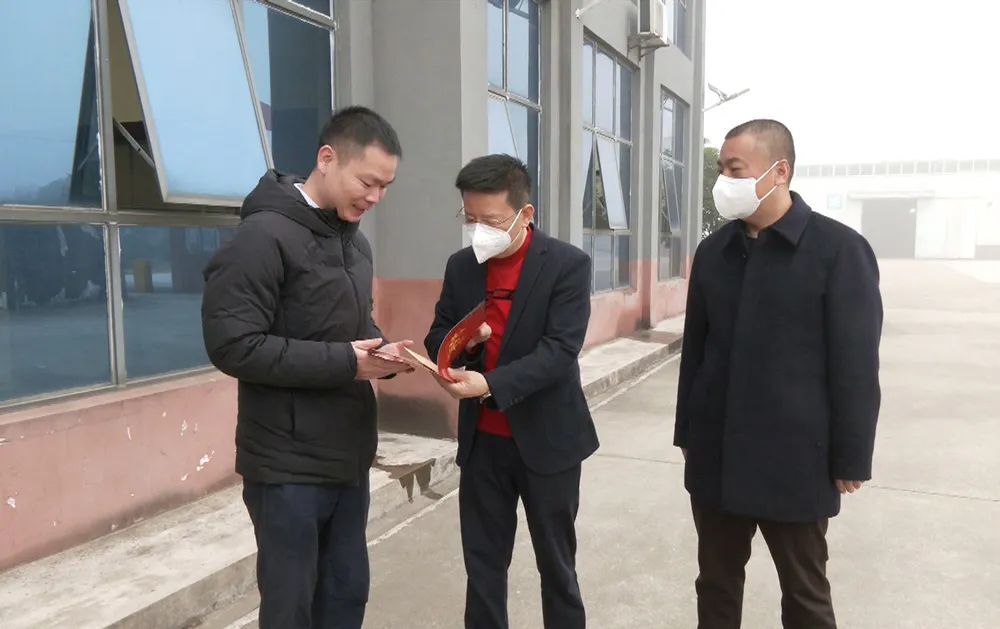 邹如龙来西洞庭开展新春走访慰问