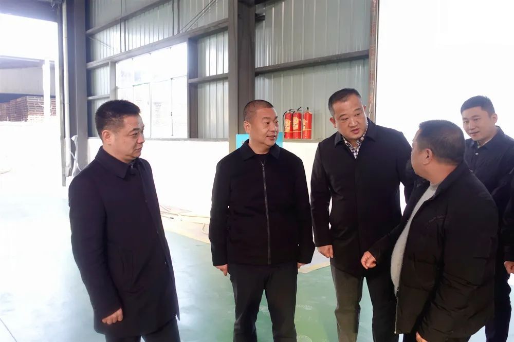刘爱军、李智勇新春走访调研园区企业