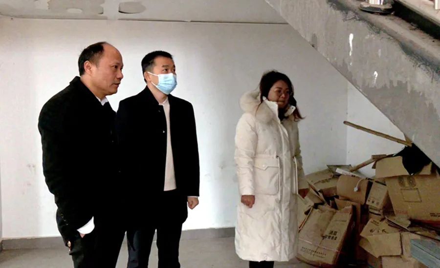 郑涵文实地督导检查春季开学准备工作