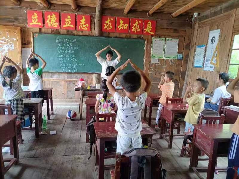 赴一场六年之约——西洞庭“小太阳”支教队再次走进怀化市溆浦县灶坪村