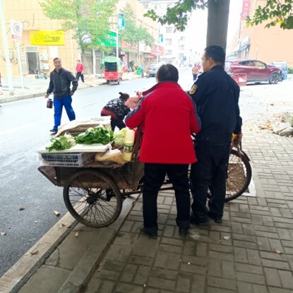 加强农贸市场周边管理，助力优化营商环境