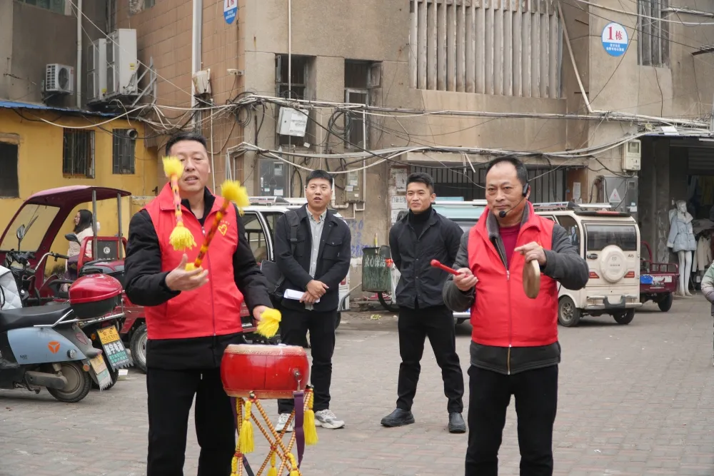 在“非遗展演”中 看见平安西洞庭｜龙泉街道将多彩文化融入春节群众活动 唱“平安大戏”！