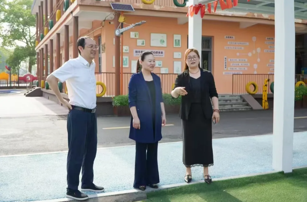 葉春華督導(dǎo)教育領(lǐng)域群眾身邊不正之風(fēng)和腐敗問(wèn)題集中整治和校園安全工作