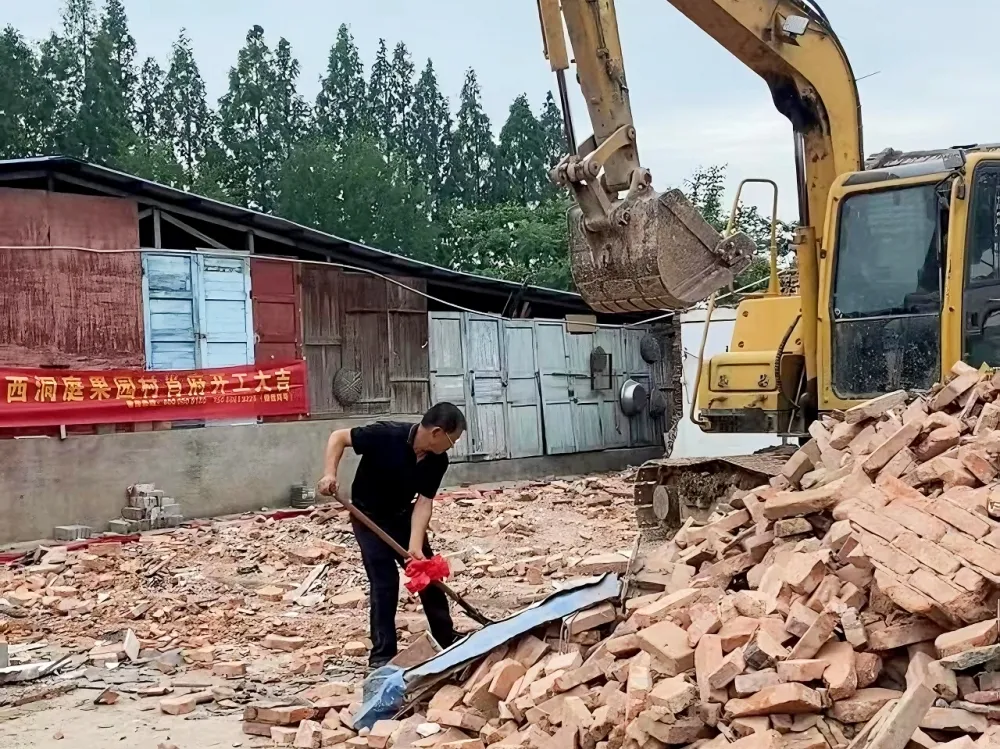 龍泉街道：農(nóng)房以“拆”破題、以“建”賦能，推動(dòng)美麗家園環(huán)境煥新顏