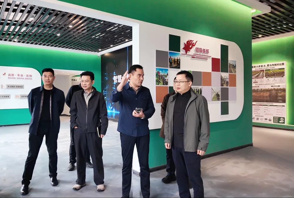 杨模兵带队开展企业走访调研活动